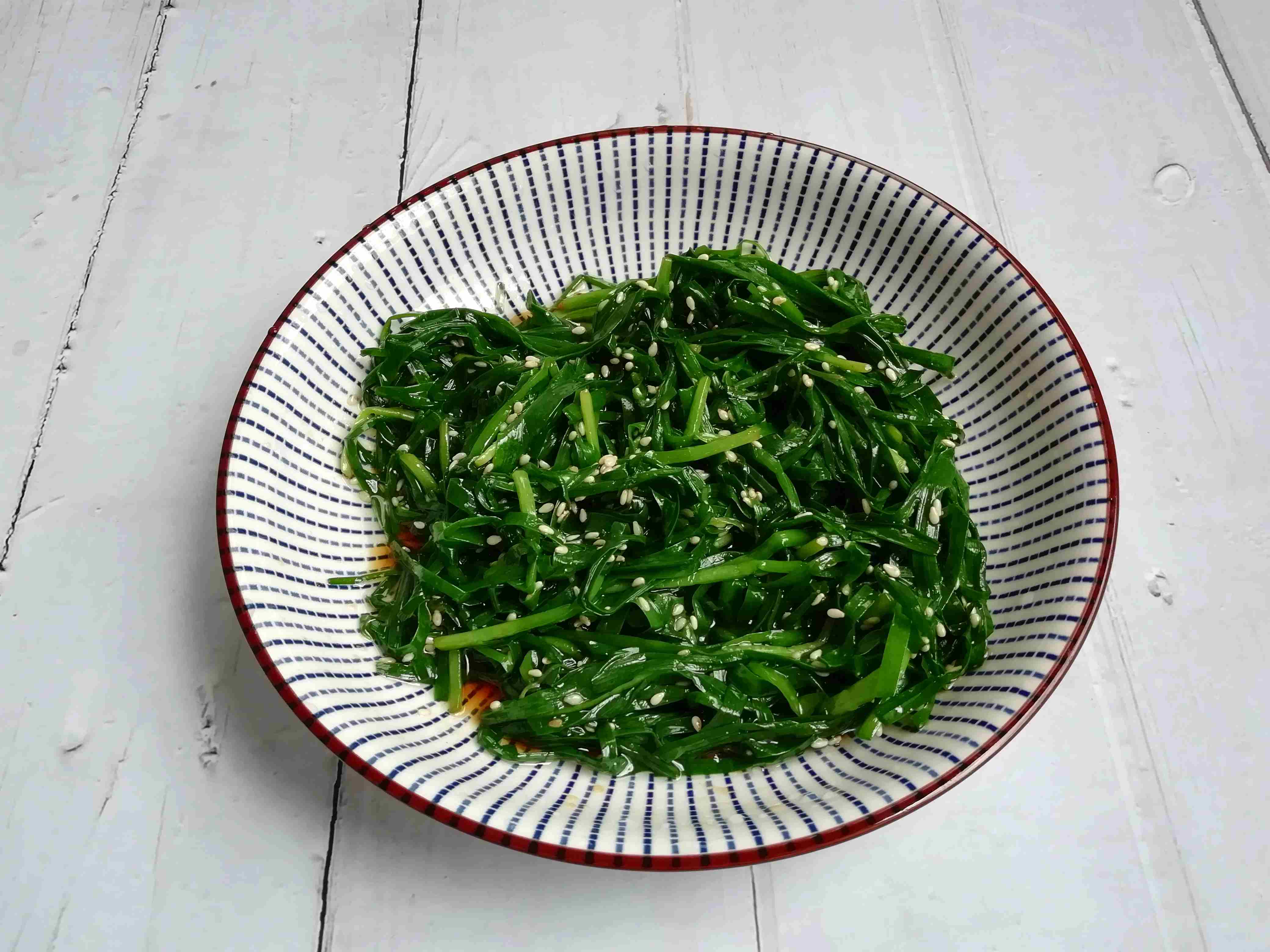 韭菜|晒晒我家春天的晚餐，不精致不浪费却很用心，孩子爱吃长个快