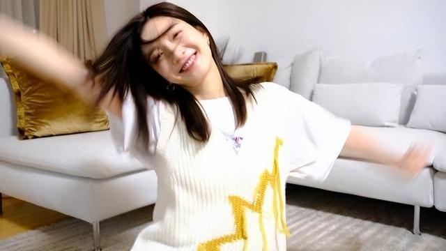 江疏影|35岁江疏影的日常生活火了，全屋不豪华但很温馨，网友：真接地气