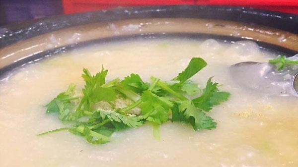 健脾|脾虚的女人容易老得快？常吃3物，有助补脾健脾，不当“黄脸婆”