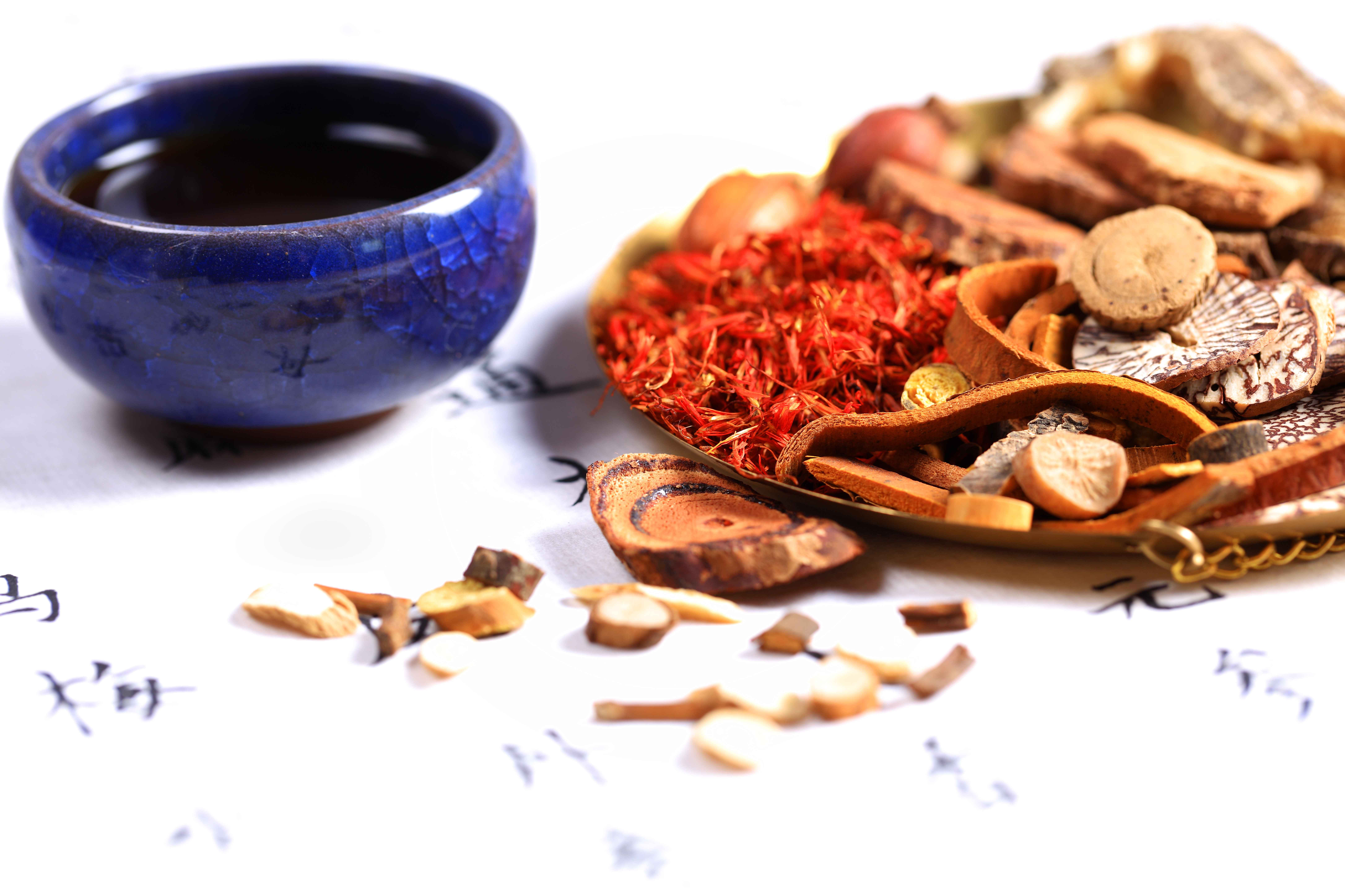 甲状腺结节|“三叶青”被冠上抗癌神药之称，但它真的能抗癌？一文科普分析！