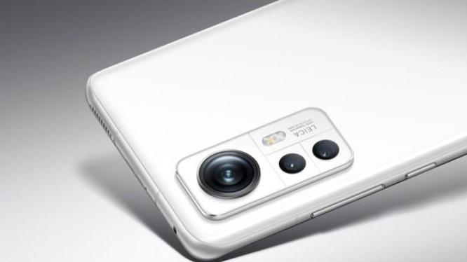 小米科技|小米13Ultra渲染图，2亿主摄+骁龙8Gen2，持续冲击高端