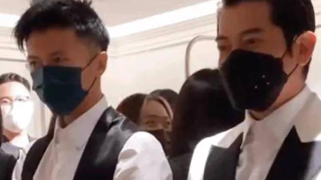 张曼玉|张曼玉久违现身当DJ，穿真空装打碟太飒，郭富城谢霆锋当观众