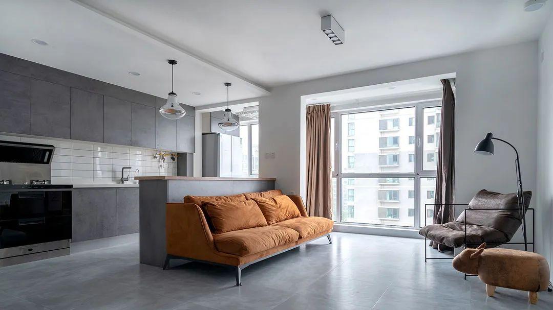 一位阿姨50岁离婚，开启单身独居生活：新房装修的雅致简约，羡慕