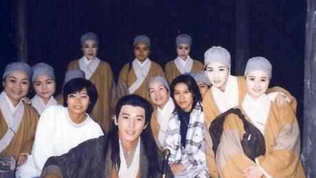 王心凌|《笑傲江湖》演员现状，任盈盈残疾，林平之出家为僧，四人已去世