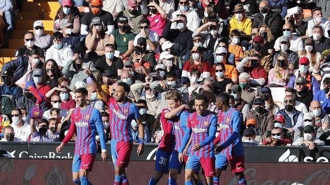 巴塞罗那|巴萨1年首次客入4球破29年魔咒！首秀帽子戏法，却尴尬到赛后致歉