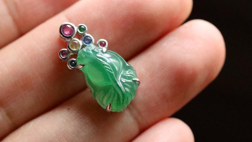 翡翠|翡翠金鱼的寓意有哪些？那些人可以进行佩戴，这些你都知道吗？
