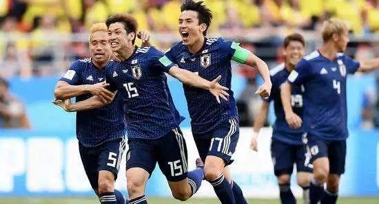 日本队|世界杯上，日本在小组赛三次遭遇顶级强队，但他们都有争第二的机会