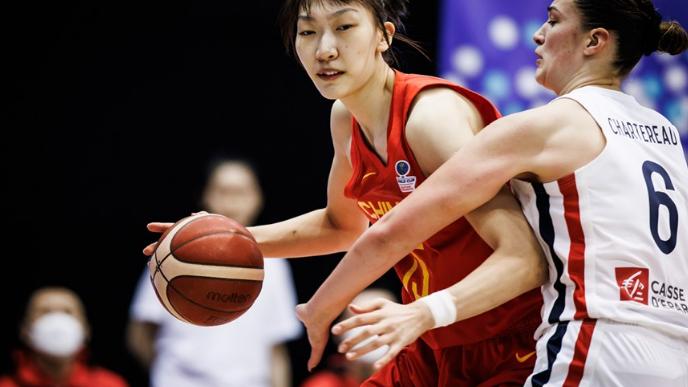 中国女篮|中国女篮又遭一不利！23连冠川师面临解散 姚明真该重视了！