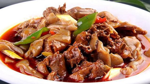 魔芋|经典川菜魔芋烧鸭的家常做法，鲜香入味好吃不贵，做一锅都不够吃