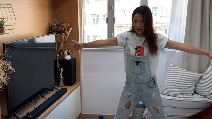 香港90后姑娘买下32㎡“老破小”，“穷装”翻新，网友：真是服了