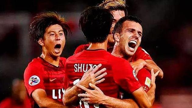 鹿岛鹿角|日职：大阪樱花vs鹿岛鹿角 德乙：桑德豪森vs沙尔克04