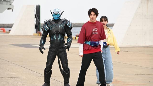 令和|如何评价如今高开低走的假面骑士revice令和版的甲斗或者build