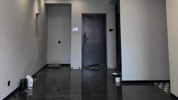 瓷砖美缝40元一平，我嫌价格太贵，亲自动手却全毁了，无奈返工