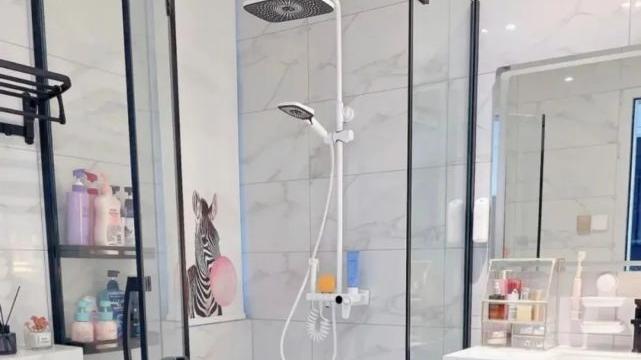 果断下手顶层复式，竟然被我住出了别墅的感觉，这是什么神仙房子