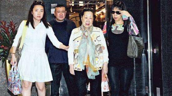 刘銮雄|大儿子是千亿富豪，小儿子也是百亿富豪，女儿却只是一个普通人