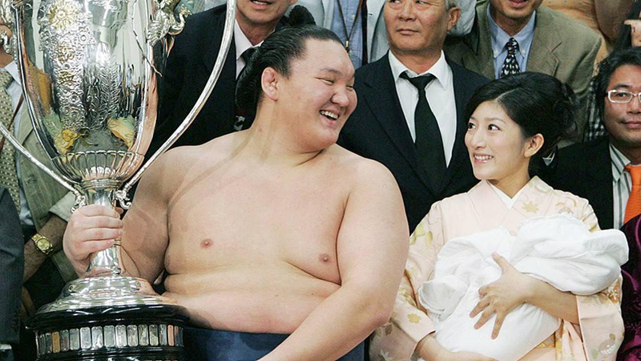 日本|日本四大奇葩职业，虽然“丢人”但年薪颇高，网友直呼“辣眼睛”