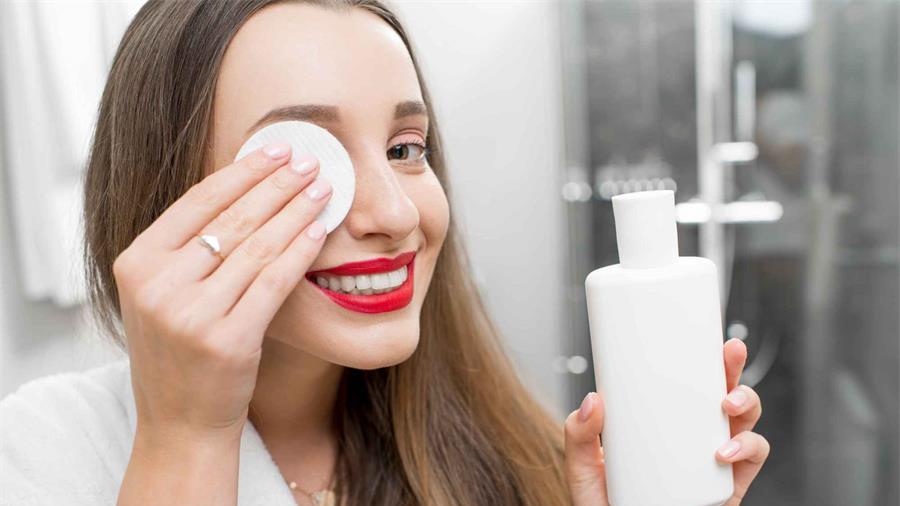 中药|女人不想老太快，这些小习惯记得常坚持，或会让你更年轻漂亮