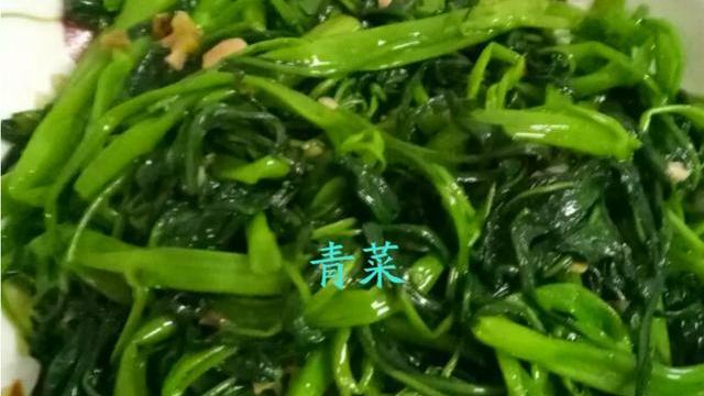 土豆丝|女子曝六千请保姆做的饭菜，却引起不少人关注，网友：趁早换人