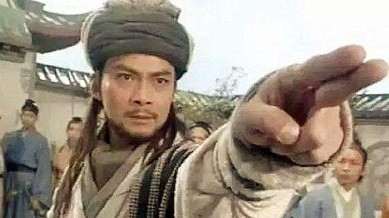 胡一刀|同样是扮演胡一刀，把黄日华版和孟飞版放在一起，差别就出来了