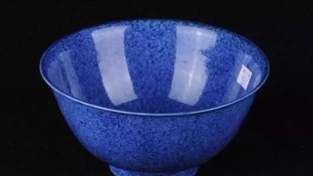 翡翠|1000元藏品，卖了2.8亿！他靠“捡漏”成为全球四大收藏家之一！