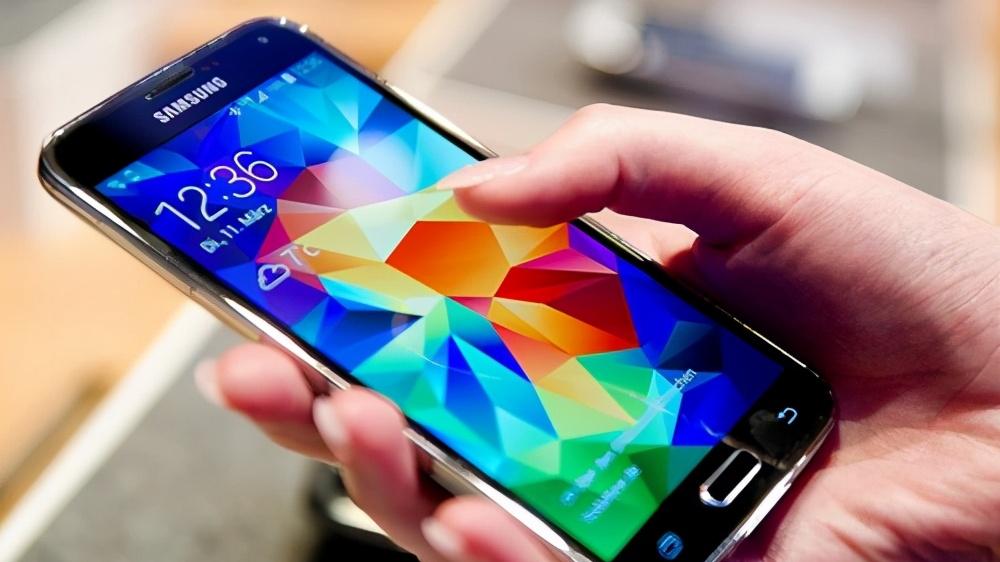 半导体|为打破日韩垄断，京东方、华星拼尽全力，20年逆袭成就中国传奇