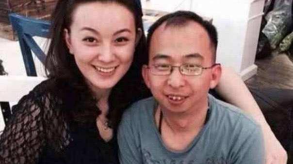 嫣语赋|巨兴茂：丑得奇特出名，赚到亿万身家，胡歌还“借鉴”他的息影