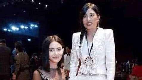 范冰冰|与泰国公主合照必须下跪？李连杰跪出王子既视感，范冰冰更霸气！