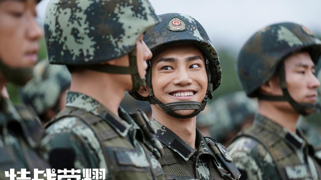 汽车|《特战荣耀》引发热议，汽车碾压被子，真的更容易叠出豆腐块吗