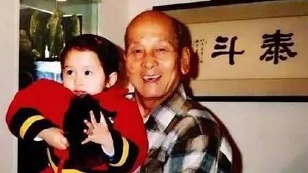 娱乐圈|盘点娱乐圈家境显赫的四位女明星，最后一位惹不起