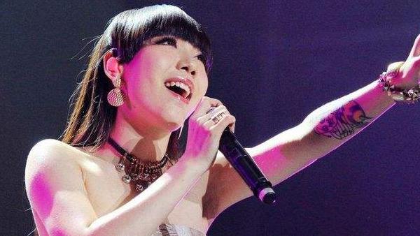 吴莫愁|那个在舞台上魅力四射的吴莫愁，她回来了