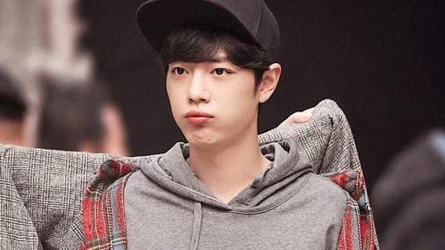 肖战|《流行音乐金曲榜》冠军歌手揭晓，肖战实力当选，其偶像也入榜