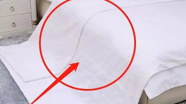 卧室不能铺这几种颜色“被子”了，小心惹祸上身，家宅难安！