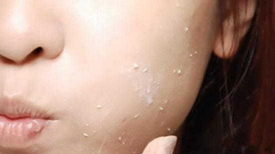 防晒 女人皮肤偏黄难变白？建议每天坚持这5个好习惯，皮肤白皙有光泽。