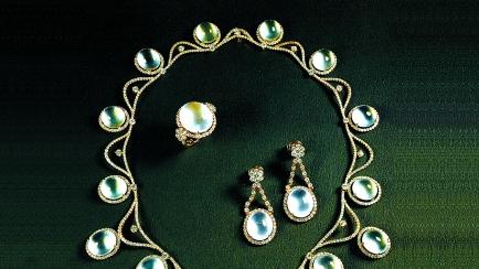 翡翠|不会挑选翡翠玉石的题材？来看看这篇文章，看完后不会再迷茫