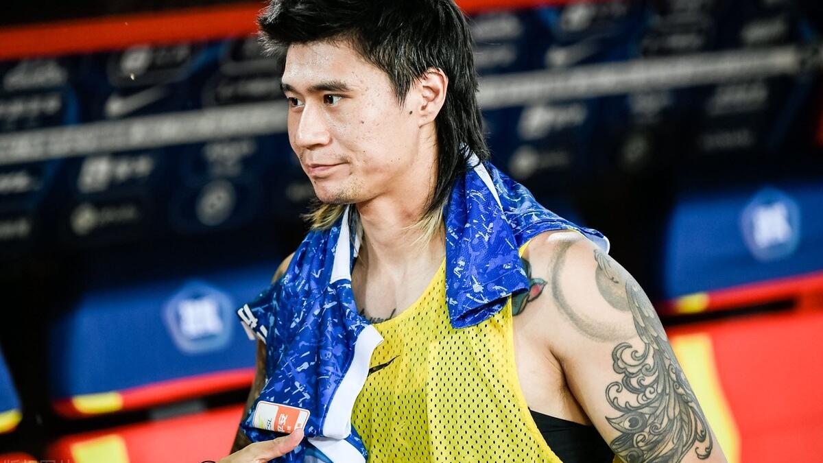 赵宇豪|河南球迷称赵宇豪为“亿元先生”，希望球员用行动把戏言变尊称