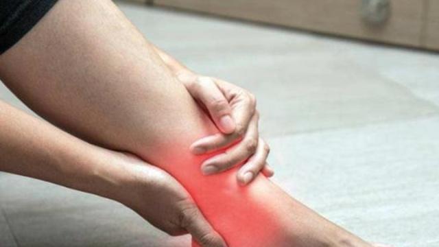 脱发|身体尿酸超标，全是三个习惯在搞鬼，痛风也和它们逃不开关系！