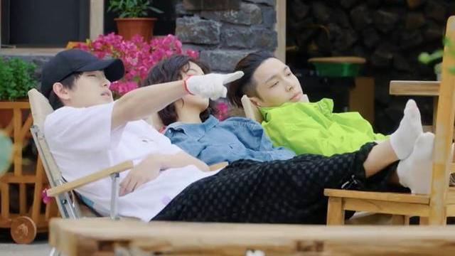 爸爸去哪儿|《向往的生活》张艺兴因一句口号引发群嘲，差评理由出奇一致