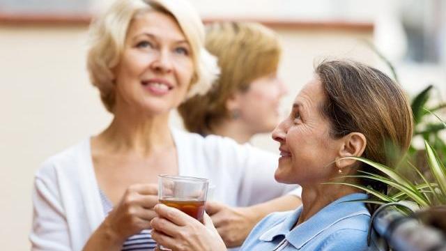 牛奶|一个人的寿命长短，通常由这3个因素决定！后2个可以改变