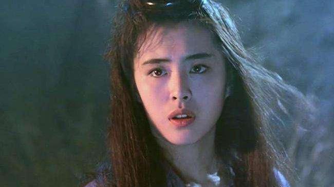 王祖贤|王祖贤要回到娱乐圈了？《门前宝地》预告出现王祖贤！