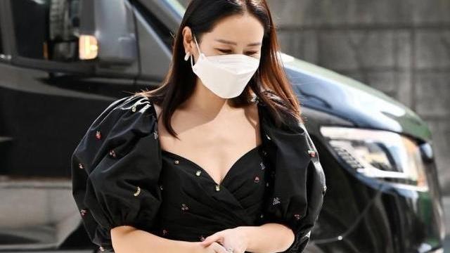 孙艺珍|公布婚讯后首现身，孙艺珍出席新剧发布会，状态大好：幸福准新娘