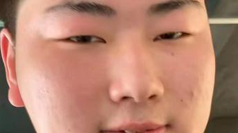 朱雪梅 大衣哥儿子小伟减肥有成效，三天掉秤10斤，比姐姐朱雪梅还胜一筹