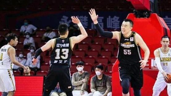 海豚|自宣离队？郭艾伦直播间回应“是否离开辽篮”：没有什么是永恒的