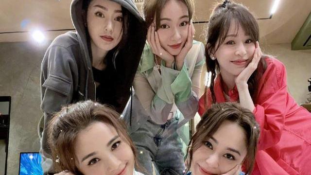 赖冠霖|网传《乘风破浪》成团名单出炉，王心凌C位出道大热