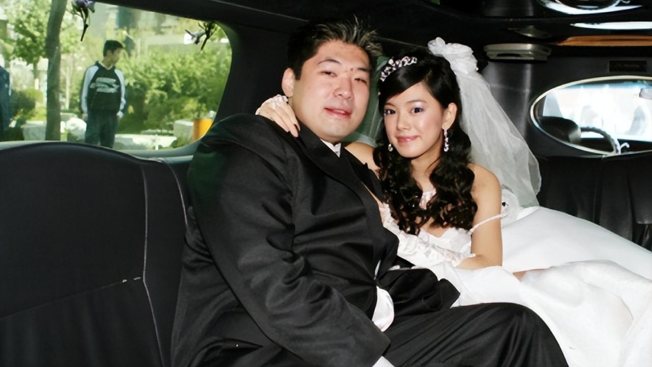 赵文琪|《爱情公寓》秦羽墨扮演者官宣产子，产房照片曝光，胸前一片淤青