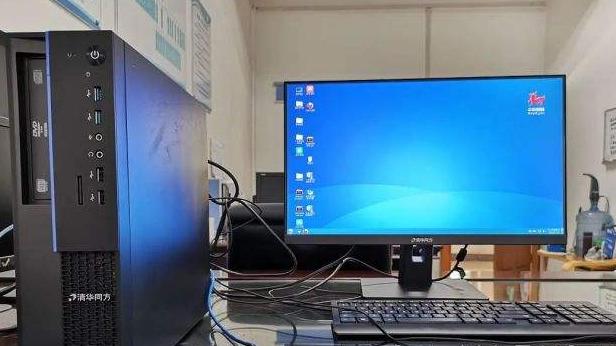 龙芯|龙芯电脑和中标麒麟操作系统，从来没有用过，不知道这套组合好用吗？