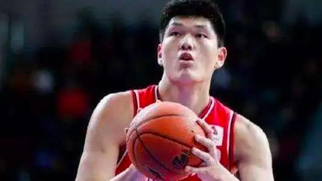 高诗岩|高诗岩去向生变，2米25中国男篮巨人交换去辽宁？杜锋或帮了杨鸣
