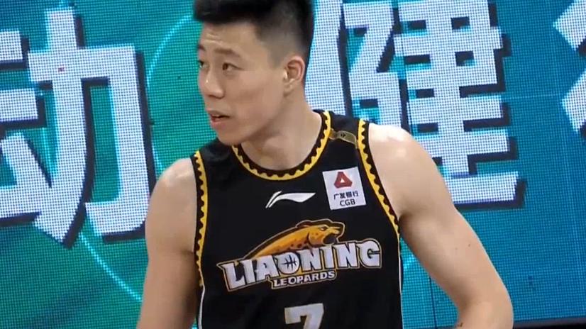 辽宁男篮|落后17分大逆转！辽宁2-0晋级4强会师广东，张镇麟8记三分立大功