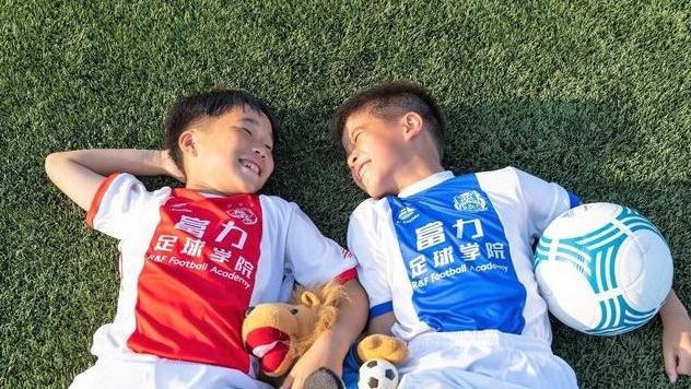 中国足球|中国足球的希望是校园足球，这是个笑话，是不负责任的做法