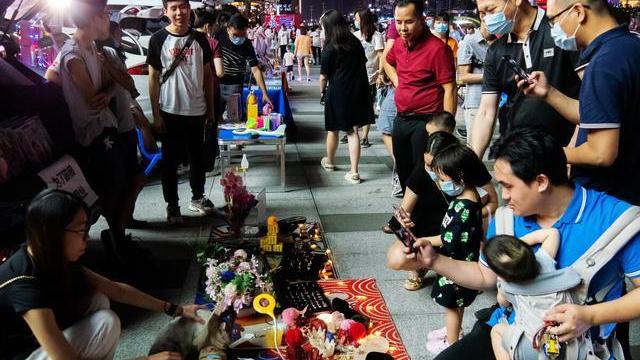 |每天刷头条都看到很多关于搞副业，做自媒体等的文章，所以是真的吗？