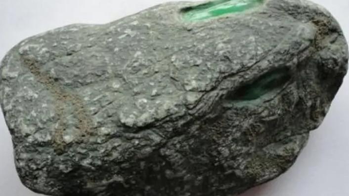 翡翠|有关于翡翠原石的一些知识